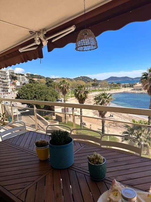 Appartement Panoramique Sur Mer Toulon Kültér fotó